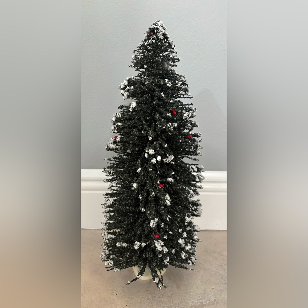 BYERS' CHOICE LTD Snow Tree-16"